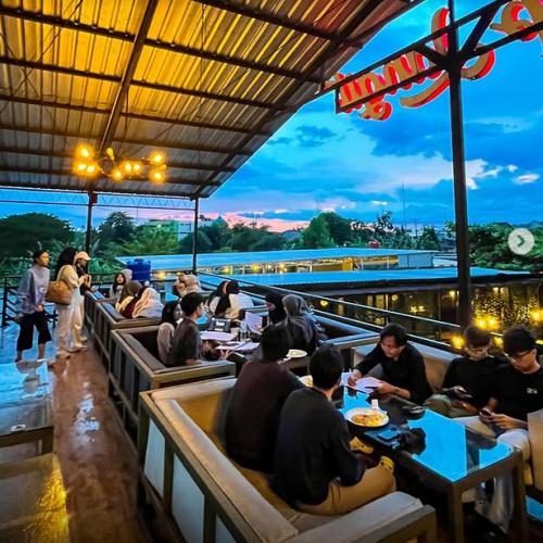 Atap Langit Cafe